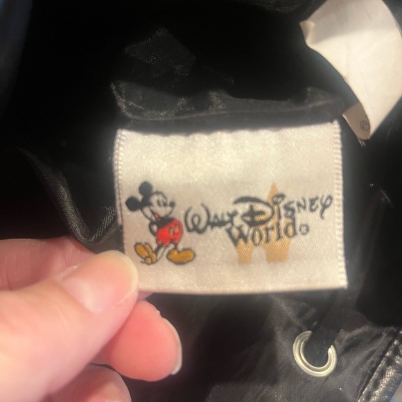 WALT DISNEY WORLD Black PVC Vintage 90's Embroidered Backpack - Picture 8 of 10